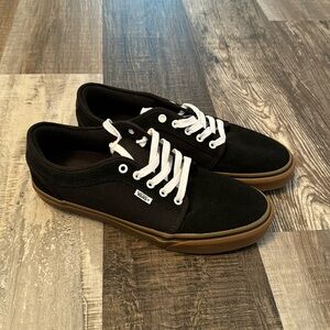 NWOT Men’s Vans shoes size 10.5